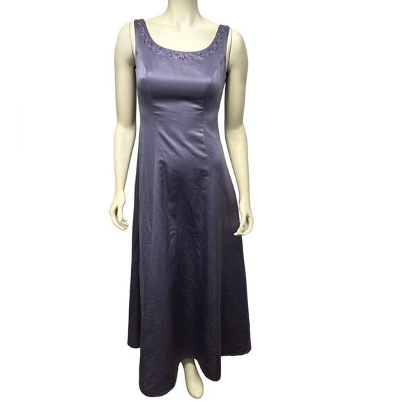 David’s Bridal Light Purple Sleeveless Maxi Dress Formal Bridesmaid Beaded Neck - Picture 1 of 13